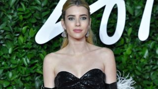 Η Emma Roberts μας δείχνει για πρώτη φορά το γιο της