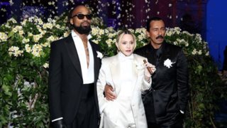 Η Madonna είναι τρελά ερωτευμένη | Ποιος είναι ο σύντροφός της, Akeem Morris που έχει την ίδια ηλικία με την κόρη της Lourdes;