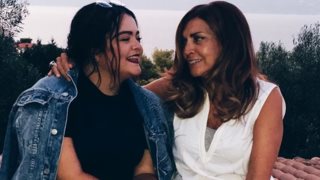 Η Μαριτίνα Ντενίση έγινε 21 | Η σπάνια φωτογραφία από την παιδική της ηλικία και οι ευχές της μητέρας της