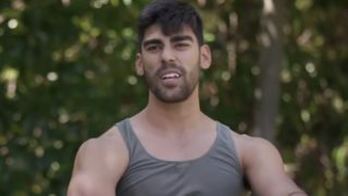 GNTM | Ξέσπασε ο Θάνος για συμπαίκτη του: "Τι ζόρι τραβάς μαζί μου;"