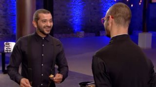 MasterChef | Παίκτης πήγε στην οντισιόν και φλέρταρε τον Λεωνίδα Κουτσόπουλο: "Υπόσχομαι δε θα ξυπνήσουμε μαζί"