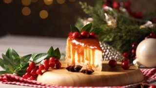 Σας περίσσεψαν μελομακάρονα; Φτιάξτε το καλύτερο cheesecake που έχετε δοκιμάσει ποτέ