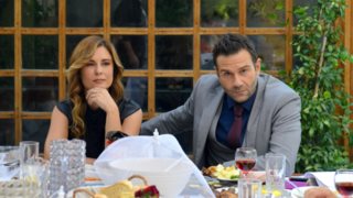 &quot;Η τούρτα της μαμάς&quot; | Η Θάλεια Ματίκα και ο Τάσος Ιορδανίδης εισβάλουν στη σειρά! Όλες οι λεπτομέρειες