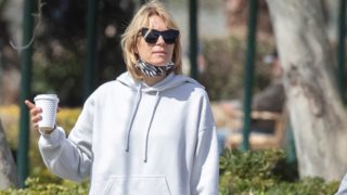 Η Βίκυ Καγιά σε ξέγνοιαστες στιγμές με τα παιδιά της