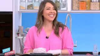 Η Κατερίνα Λένη ανακοίνωσε on air ότι αποχωρεί από τη "Super Κατερίνα"