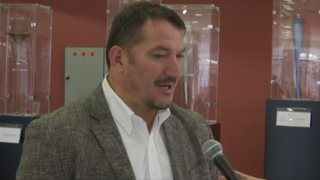 Πύρρος Δήμας: "Έμαθα να είμαι δυνατός. Η ζωή σε κάνει να αντέχεις"