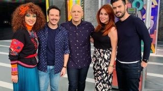 Γιάννης Τσιμιτσέλης: Οι απολαυστικές ατάκες στον Μουτσινά, το ξεκαρδιστικό παιχνίδι &amp; οι αμέτρητοι guest stars στο πλατό