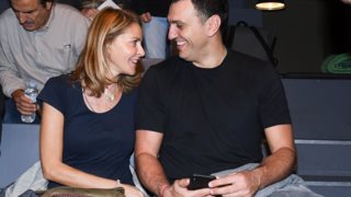 Βασίλης Κικίλιας : Η απλή κίνηση που απέδειξε ότι είναι φουλ ερωτευμένος με την Τζένη Μπαλατσινού