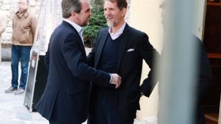 Παύλος και Νικόλαος Ντε Γκρες: Η πρώτη επίσκεψή τους στην Ελλάδα το 1993 μετά το τέλος της βασιλείας