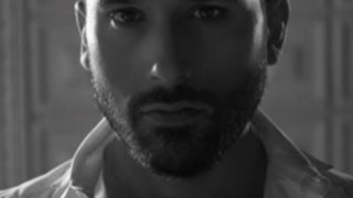 Παναγιώτης Ραφαηλίδης
 : Επιστρέφει με νέο τραγούδι: Το πρόσωπο- έκπληξη στο video clip