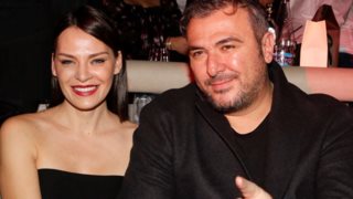 Αντώνης Ρέμος &amp; Υβόννη Μπόσνιακ: Δείτε για πρώτη φορά το προσκλητήριο του γάμου τους! Πότε και που θα πραγματοποιηθεί η λαμπερή τελετή