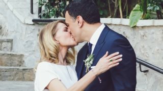 Τζένη Μπαλατσινού - Βασίλης Κικίλιας: Ποια ηθοποιός έπιασε την γαμήλια ανθοδέσμη;