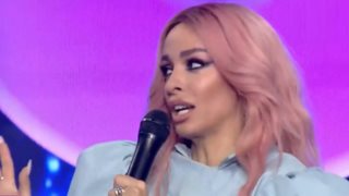 Η Ελένη Φουρέιρα αντιδρά επικά στις ερωτήσεις του Νίκου Κοκλώνη για την προσωπική της ζωή