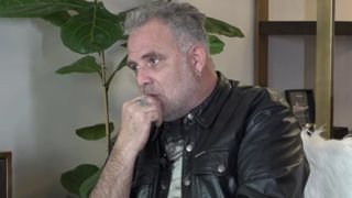 Πασχάλης Τσαρούχας: &quot;Ήταν η Θεοφανία έγκυος, γυάλισε ένα φακός, μουντάρω απέναντι και του κατεβάζω την πόρτα με κλοτσιά&quot;