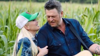 Gwen Stefani: Ο Blake Shelton τής έκανε πρόταση γάμου
