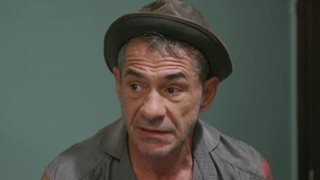 Ο Ηλίας Κιαζόλι αποχαιρετά τον Διονύση Πρώιο