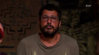 Survivor | Η &quot;βόμβα&quot; του Λάμπρου Κωνσταντάρα έκανε άνω κάτω τους Μαχητές! Αυτός ο παίκτης αποχώρησε από το παιχνίδι