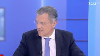 Ο Γιώργος Αυτιάς χαρίζει ένα πολύ προσωπικό δώρο σε καλεσμένο της εκπομπής "Σήμερα"