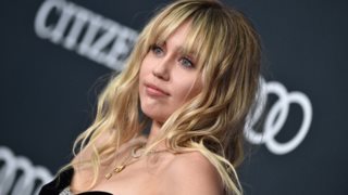 Miley Cyrus: Έδωσε τέλος στις νέες φήμες χωρισμού με τον καλύτερο τρόπο
