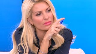 Ελένη Μενεγάκη: Αποκάλυψε πόσα κιλά είναι