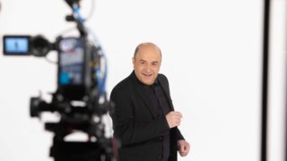 Αυτό είναι το τρέιλερ του "5Χ5" με τον Μάρκο Σεφερλή στον ΑΝΤ1!