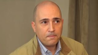 Η πρώτη αντίδραση του Κωνσταντίνου Μπογδάνου μετά την αποχώρηση του Βαγγέλη Σερίφη από την εκπομπή του