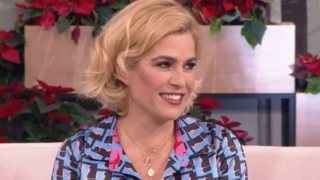 Τζένη Μπότση: "Έπρεπε να βγει η Σοφία Μπεκατώρου για να ξυπνήσω"