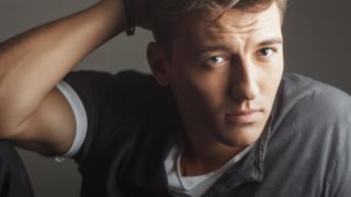 Πάρις: Ακούστε το νέο του τραγούδι