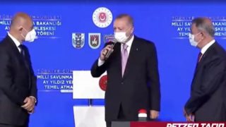 Απίστευτος Ερντογάν: Πίεσε δημοσίως εργολάβο για να παραδώσει έργο πριν τις εκλογές