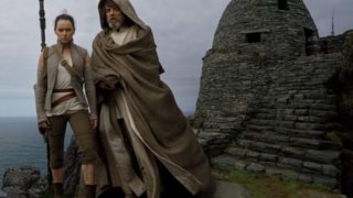 Το πρώτο trailer του Star Wars: The Last Jedi σκοτώνει το παρελθόν