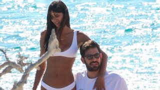 Ηλιάνα Παπαγεωργίου | Βραδινή έξοδος στο πλευρό του συντρόφου της, Γιάννη Καραβασάνη