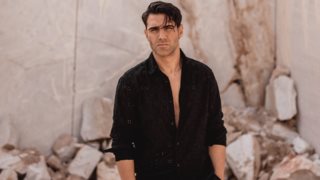 Η έκπληξη του Πέτρου Ιακωβίδη στους θαμώνες του Vogue Athens