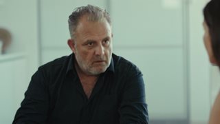 Η γη της Ελιάς - spoiler:  'Ωρα μηδέν για Στάθη &amp; Ιουλία! Έτσι βρίσκουν τη χαμένη τους κόρη