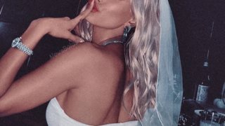 Hailey Bieber: Η Kendall Jenner της ετοίμασε το καλύτερο bachelorette!