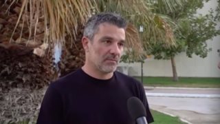 Πέτρος Λαγούτης: &quot;Συνειδητοποιώ πόσο μου λείπουν η ανωνυμία μου και η ελευθερία μου, όταν ταξιδεύω στο εξωτερικό&quot;