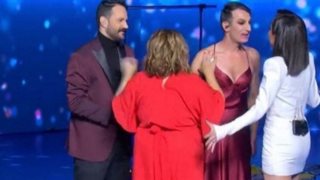 J2US |  Άφωνοι οι κριτές με την επιστροφή του Λευτέρη και της Λόλας: "Είσαι ένα αριστούργημα, μπράβο!"