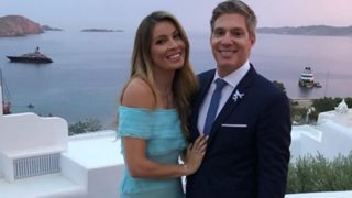 Μαριέττα Χρουσαλά &amp; Λέων Πατίτσας: Βάφτισαν τον γιο τους στη Μύκονο! Δείτε τις εντυπωσιακές φωτογραφίες