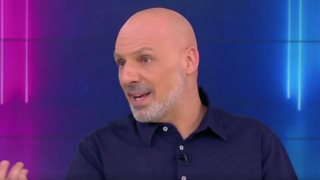 Έτσι σχολίασε ο Νίκος Μουτσινάς την αποχώρηση του Τζέιμς Καφετζή από το "Love It"
