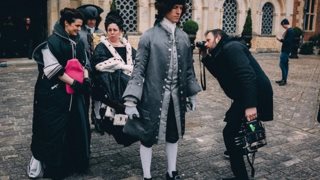 Γιώργος Λάνθιμος: Με φθηνά κοστούμια &amp; ψεύτικα κοσμήματα έφτασε στα Όσκαρ