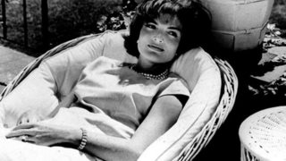 Jackie Kennedy: Οι 9 stars που την έχουν υποδυθεί σε ταινίες