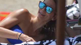 Έλλη Κοκκίνου: Δείτε τη στην παραλία, χωρίς ίχνος ρετούς: Φωτογραφίες