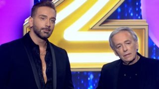 J2US | Η guest εμφάνιση του Ανδρέα Μικρούτσικου &amp; το τηλεφώνημα της Σοφίας Βόσσου