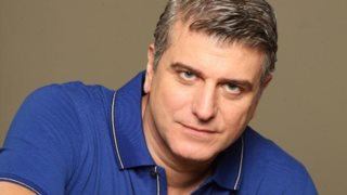 Βλαδίμηρος Κυριακίδης: «Ναι η Δάφνη μου έλειπε στην αρχή, αλλά…»