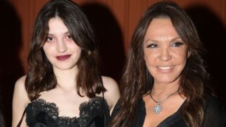 Βάνα Μπάρμπα: &quot;Δεν ήμουν σωστή μητέρα - Καλός γονιός δεν γίνεσαι επειδή τρέχεις το παιδί στη Μύκονο&quot;