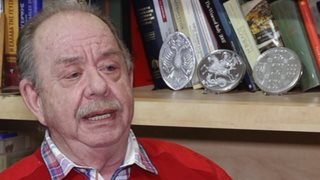 Ο Ηλίας Μαμαλάκης κατακεραυνώνει το &quot;Game of Chefs&quot;: &quot;Ήταν ένα στεγνό πράγμα. Για εμένα ήταν ντροπή. Μας είχανε μαντρωμένους&quot;