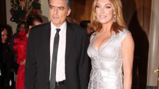 Τατιάνα Στεφανίδου - Νίκος Ευαγγελάτος: Η εντυπωσιακή εμφάνιση σε χριστουγεννιάτικο event: Φωτογραφίες