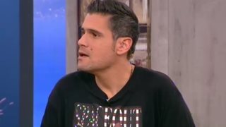 Δημήτρης Ουγγαρέζος: Έφτασε αργοπορημένος στο «Πρωινό» &amp; τα «έβαλε» με την Νάνσυ Παραδεισιανού! Δείτε το video