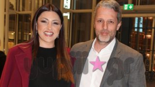 Έλενα Παπαρίζου: Η εντυπωσιακή εμφάνιση στο πλευρό του συζύγου της!