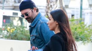 Ο Γιώργος Παπακώστας σε χαλαρές στιγμές με τη σύντροφό του