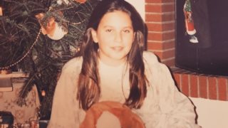 Quiz : Μπορείς να αναγνωρίσεις το κοριτσάκι της φωτογραφίας;
